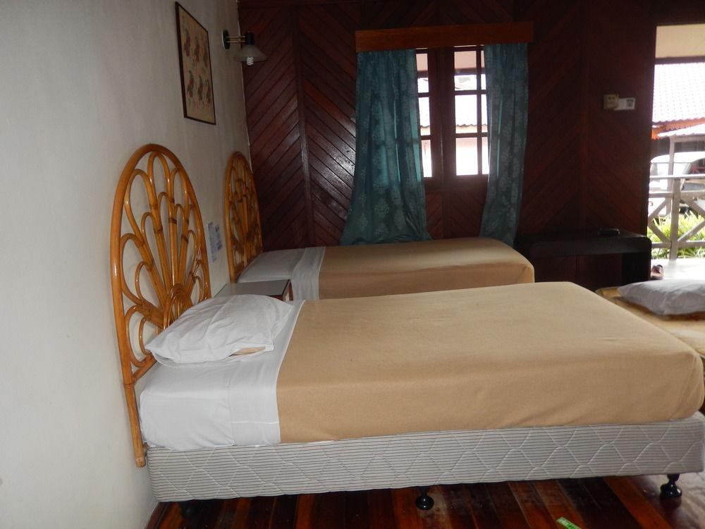 Twin Peaks Island Resort กัวห์ ภายนอก รูปภาพ